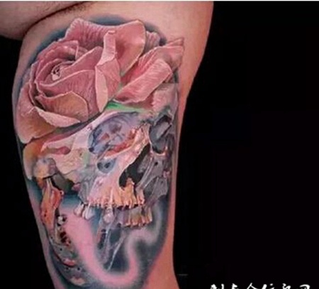 经典的花手臂纹身