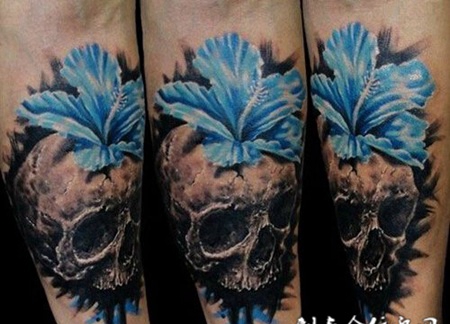 手臂恐怖骷髅头纹身图案