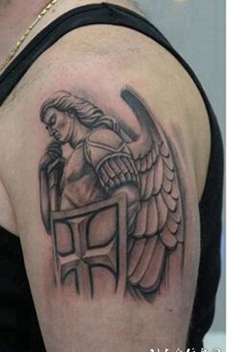 欧美好看的天使纹身图案