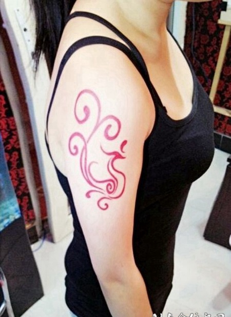 好看的手臂凤凰图腾纹身图案