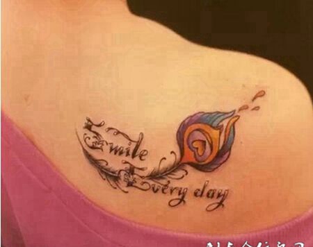 美女肩部唯美纹身图案大全