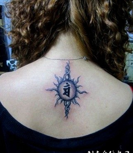 颈部经典动漫封印纹身图案