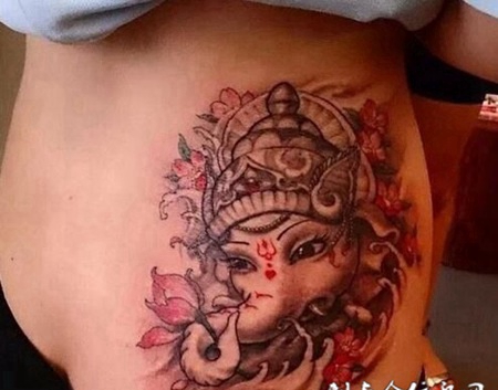 性感的腰部纹身图案