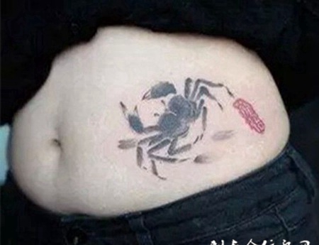 古典腰部水墨纹身