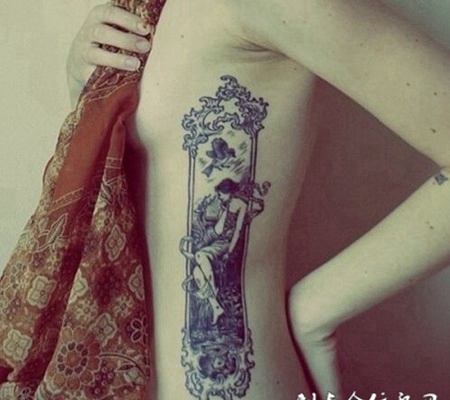 性感美女腰部时尚纹身