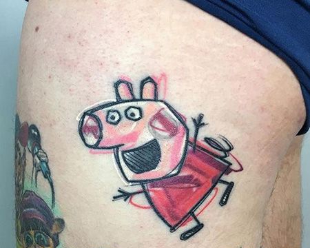 大腿小猪佩奇纹身图片