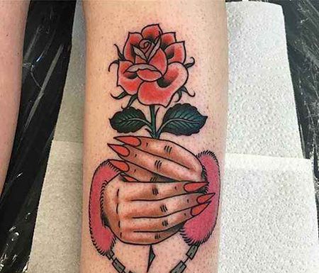 手臂手铐纹身图片