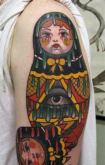大臂创意俄罗斯套娃纹身图片