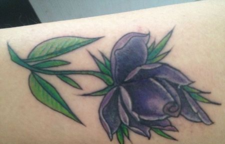 手臂栀子花纹身图片