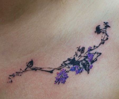 锁骨紫藤花纹身图片