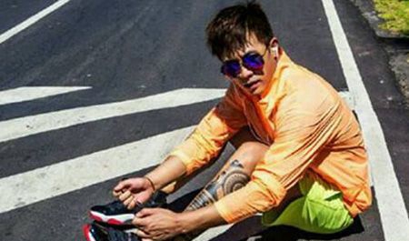 杜淳小腿帅气纹身图片