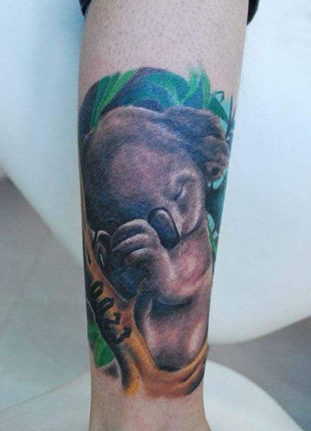 小腿考拉纹身图片