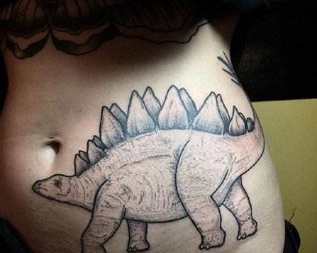 腹部恐龙纹身图片