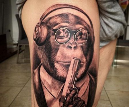 大腿戴眼镜的猩猩纹身图片