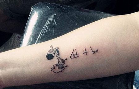 手臂卡通斑马纹身图片