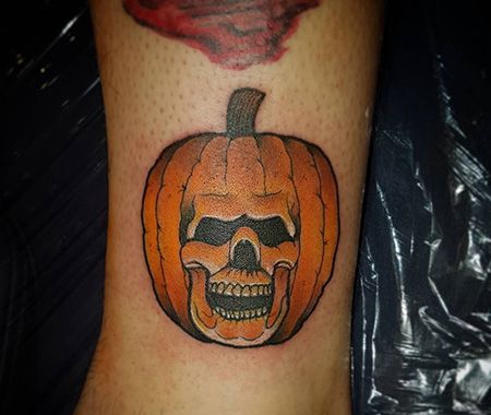 脚踝恐怖南瓜头纹身图片
