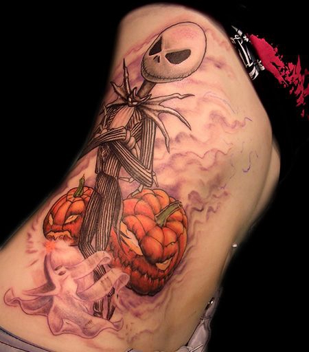 侧腰南瓜骷髅纹身图片