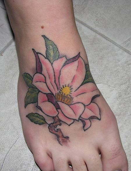 脚背木兰花纹身图片