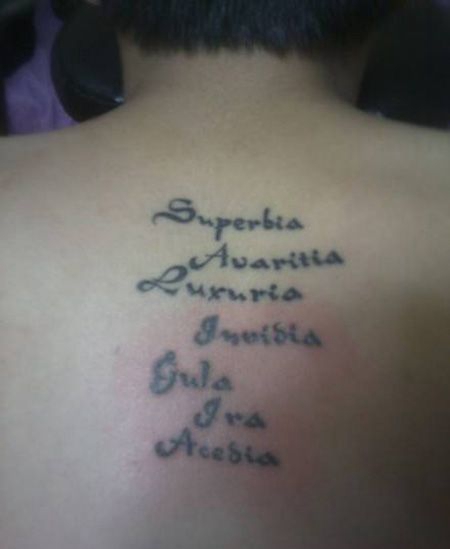 男士背部七宗罪纹身图案