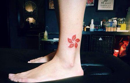脚踝香港区旗紫荆花纹身图案