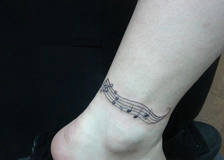 脚踝五线谱纹身图片