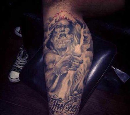 小腿宙斯纹身图案