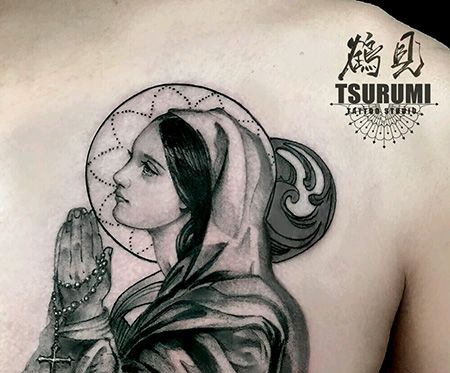 男士胸前圣母玛利亚纹身图案