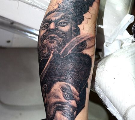 小腿四大天王纹身图案