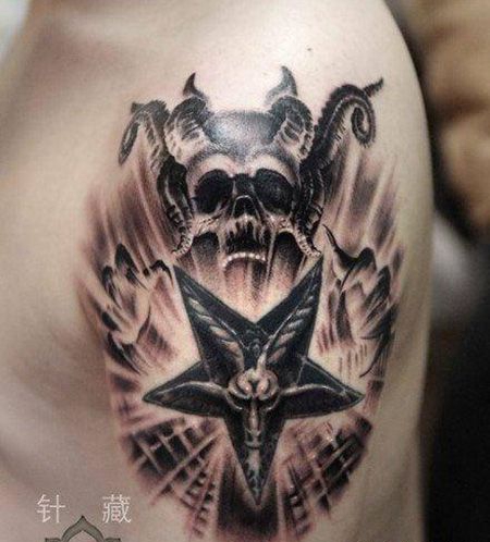 大臂撒旦恶魔纹身图案