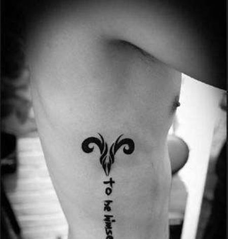 侧腰白羊座纹身图案