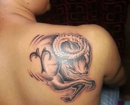 肩部白羊座纹身图案