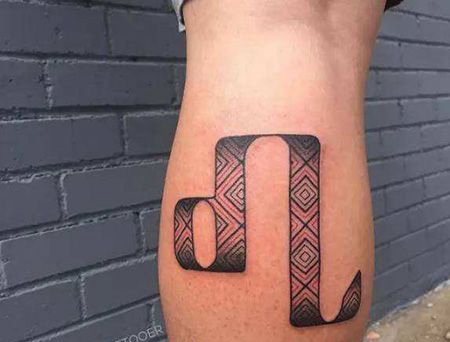 小腿创意狮子座纹身图案