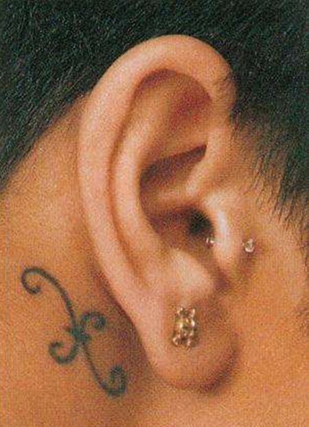 耳后双鱼座纹身图案
