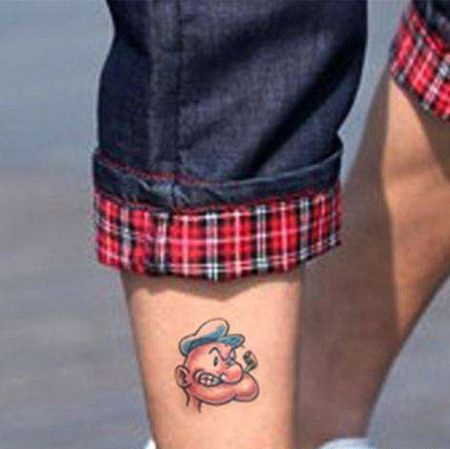 小腿个性的大力水手纹身图案