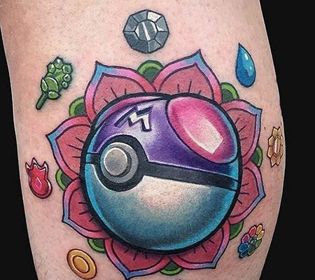 小腿神奇宝贝精灵球纹身图片