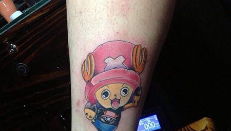 脚踝乔巴纹身图案