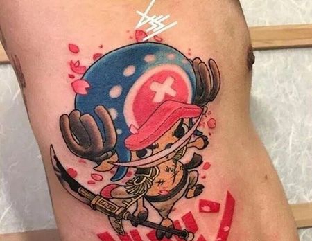 侧腰乔巴纹身图案