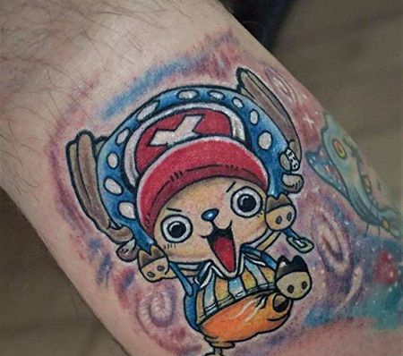 小腿乔巴纹身图案