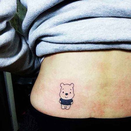 腰部小熊维尼纹身图片