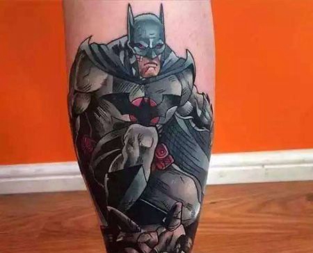 小腿蝙蝠侠纹身图片