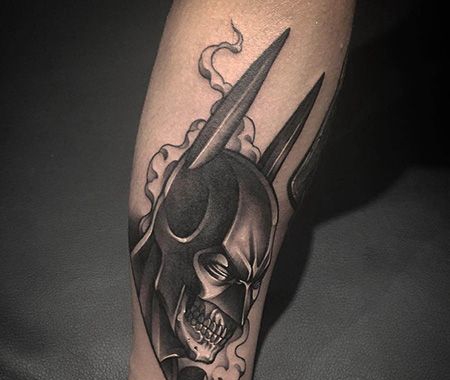 小腿个性的蝙蝠侠纹身图案