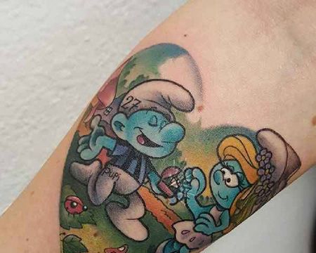 手臂好看的蓝精灵纹身图案