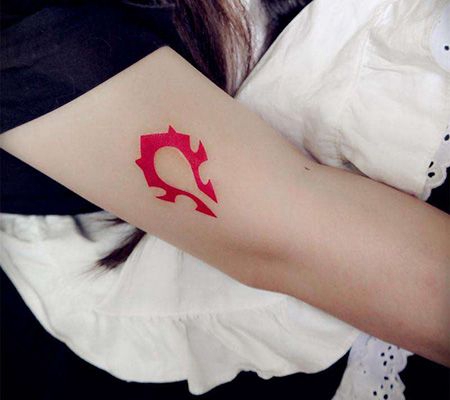 女生大臂魔兽世界部落纹身图片