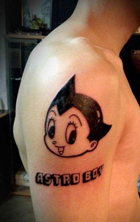 大臂阿童木纹身图案