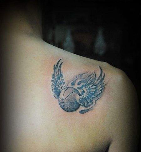 肩部飞翔的篮球纹身图案