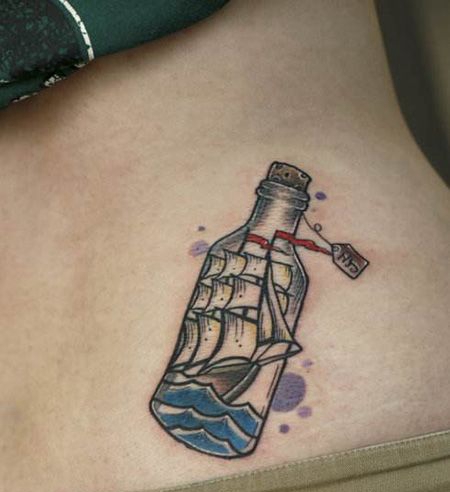 腰部漂流瓶纹身图案