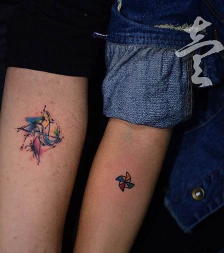 情侣手臂风车纹身图案