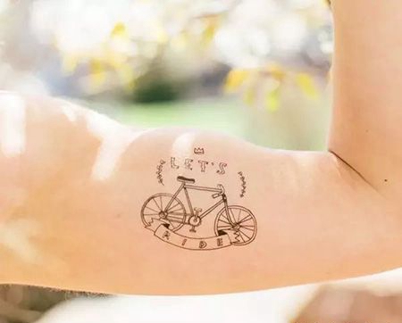 大臂自行车英文纹身图案