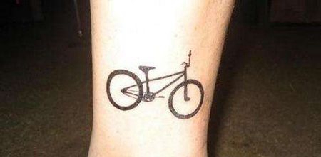 脚踝黑色自行车纹身图案