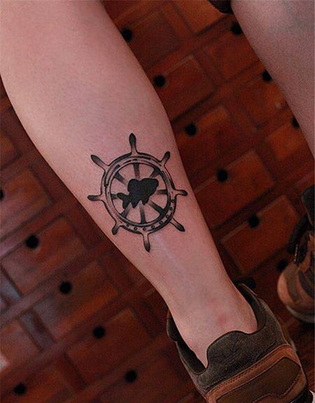 小腿船舵纹身图案